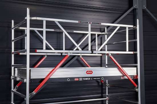 Afbeeldingen van Vouw-/Rolsteiger breed met voorloopleuning - Aluminium