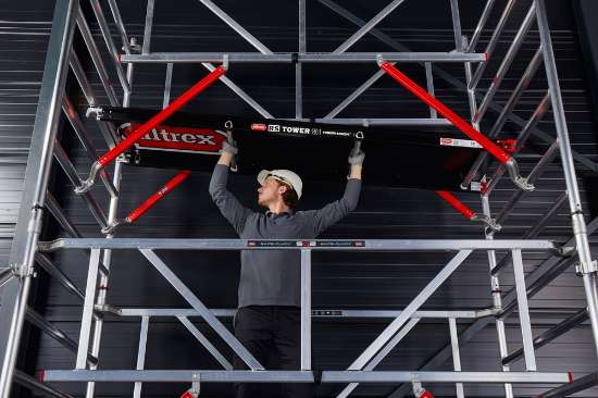 Afbeeldingen van Vouw-/Rolsteiger breed - aluminium