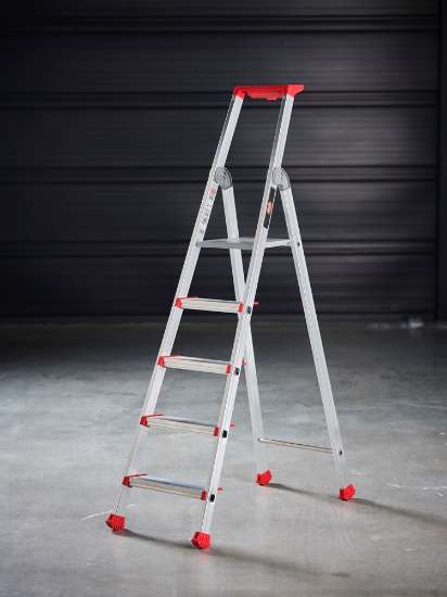 Afbeeldingen van Altrex enkel oploopbare trap Nimba - 1x5 treden