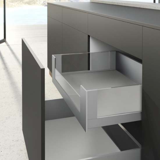 Afbeeldingen van Hettich AvanTech YOU Glazen inzet voor vorm te geven inliggend front, voor kastbreedte 1200 mm,  halve hoogte