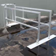 Afbeeldingen van Altrex Uitstapbeveiliging voor kooiladder Everest - 220cm 