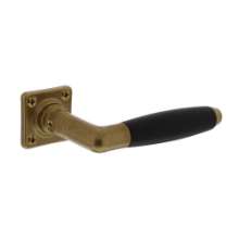 Afbeeldingen van INTERSTEEL Deurkruk Ton 400 met rozet 38x38x7mm messing getrommeld/ebbenhout 0377