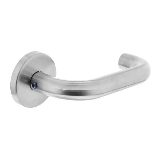 Afbeeldingen van INTERSTEEL Deurkruk Rond op geveerde kunststof onderrozet ø55x8mm +7mm nokken rvs 1011