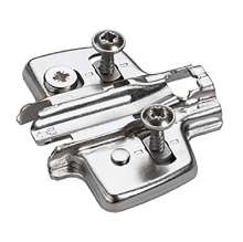 Afbeeldingen van Hettich Kruismontageplaat met directe hoogteverstelling, vernikkeld, Rijboring 37 x 32 mm, met spaanplaatschroeven (voor boringen ø 2,5 mm), dikte 0,0 mm