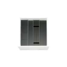 Afbeeldingen van Blum Bestekindeling voor kruidenpotjes Legrabox houtdecor - corpusbreedte 550-600 diepte 650mm - houtdecor zwart/aluminium OL.SA6560S3BEST