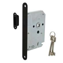 Afbeeldingen van INTERSTEEL Woningbouw magneet klavier dag- en nachtslot 55mm, voorplaat afgerond zwart, 20x175, doorn 50mm incl 9572