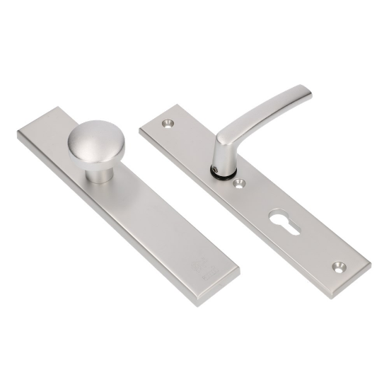 Afbeeldingen van Ami Veiligheidsgarnituur 251/50 Deurkruk 332 / Knop 169/50 buiten blind - PC72 deurdikte 38/42mm - F2 