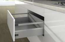 Afbeeldingen van Frontlade Set met Reling H218/126 L650 Zilver