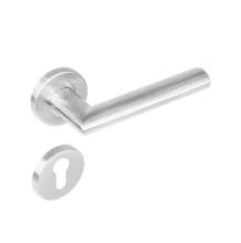 Afbeeldingen van INTERSTEEL Deurkruk 1283 Girona op rond rozet staal met 7mm nok met profielcilindergat plaatjes RVS 1283
