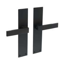 Afbeeldingen van INTERSTEEL Deurkruk Amsterdam met schild 250x55x2mm zwart 0571