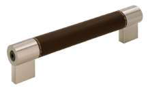Afbeeldingen van Siro Meubelgreep kunststof - boorafstand 128mm/L 151mm/H 37mm/B 20mm bruin/RVS effect 