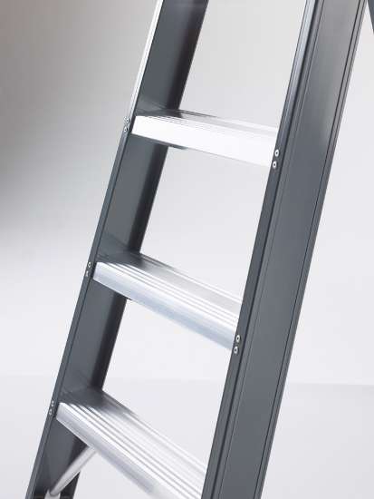 Afbeeldingen van Enkel oploopbare trap - aluminium (gecoat)