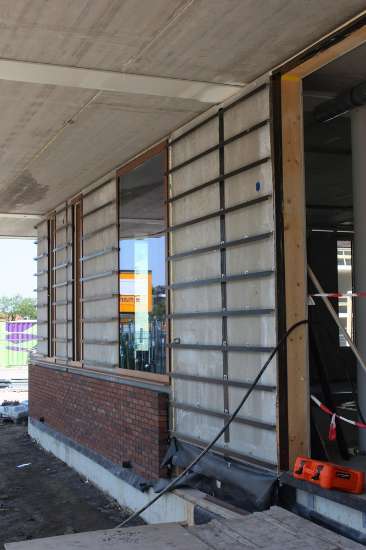 Afbeeldingen van Zelftappende schroef met zeskantkop voor bevestiging in gescheurd en niet-gescheurd beton en voor seismische toepassingen